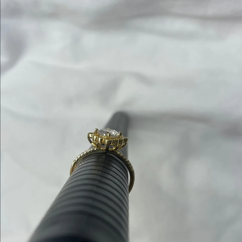 Sterling 925 Ring NWOT Gold and Rhinestone Size 10.75